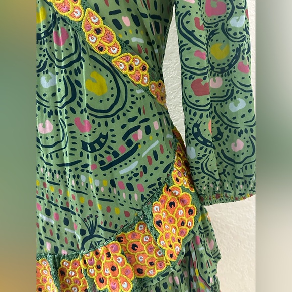 TAJ by Sabrina Crippa Green Long Sleeve wrap mini ruffled Dress size small - Picture 10 of 13